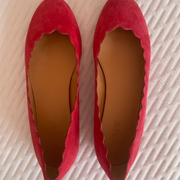 J. Crew Red Suede Scalloped Flats Size 8 - Barely Worn - Picture 2 of 3